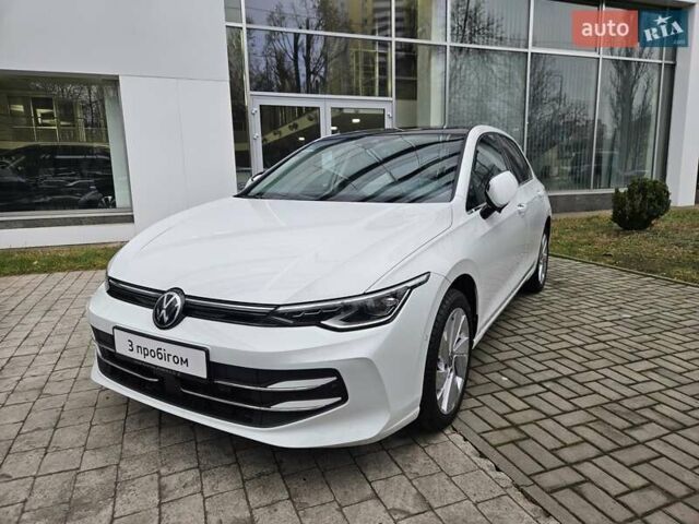 Белый Фольксваген Гольф, объемом двигателя 1.4 л и пробегом 13 тыс. км за 30890 $, фото 1 на Automoto.ua
