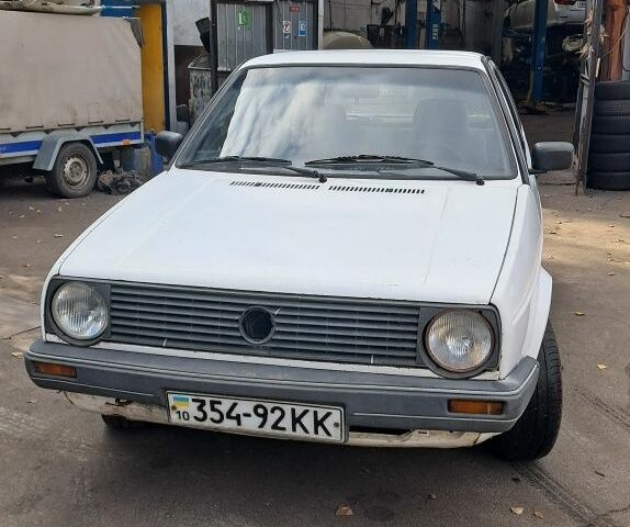 Белый Фольксваген Гольф, объемом двигателя 1.3 л и пробегом 260 тыс. км за 833 $, фото 1 на Automoto.ua