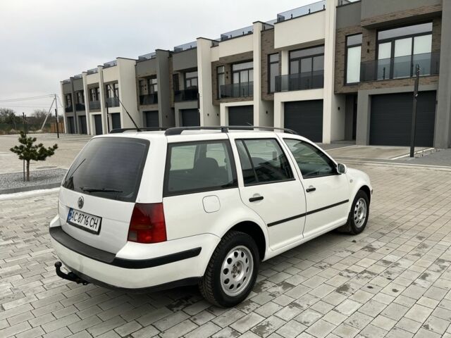 Білий Фольксваген Гольф, об'ємом двигуна 1.9 л та пробігом 275 тис. км за 3850 $, фото 1 на Automoto.ua