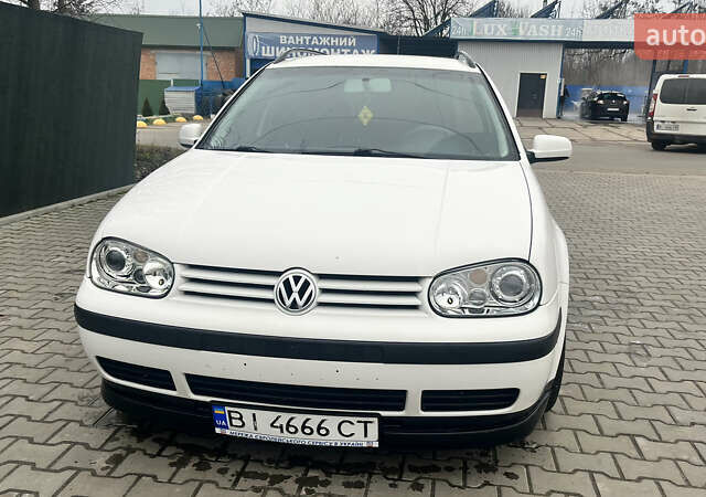 Білий Фольксваген Гольф, об'ємом двигуна 1.9 л та пробігом 308 тис. км за 5800 $, фото 1 на Automoto.ua