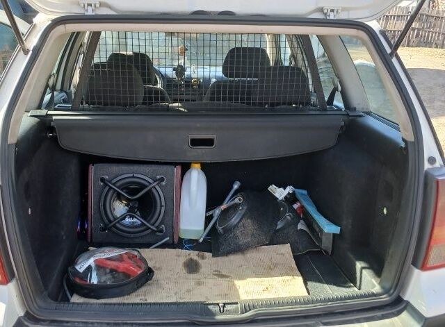 Білий Фольксваген Гольф, об'ємом двигуна 0 л та пробігом 345 тис. км за 2300 $, фото 1 на Automoto.ua