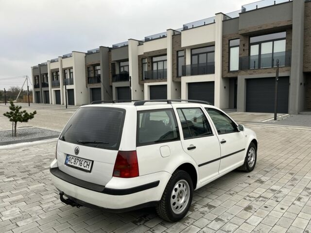 Белый Фольксваген Гольф, объемом двигателя 1.9 л и пробегом 274 тыс. км за 3799 $, фото 1 на Automoto.ua