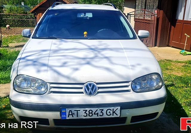 Белый Фольксваген Гольф, объемом двигателя 1.9 л и пробегом 230 тыс. км за 3300 $, фото 1 на Automoto.ua