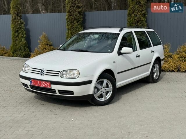 Белый Фольксваген Гольф, объемом двигателя 1.6 л и пробегом 189 тыс. км за 4700 $, фото 1 на Automoto.ua