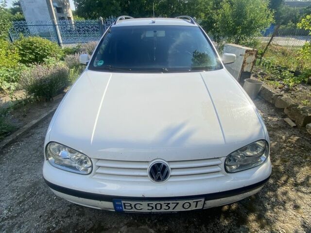 Білий Фольксваген Гольф, об'ємом двигуна 1.9 л та пробігом 245 тис. км за 2900 $, фото 1 на Automoto.ua