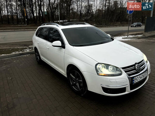Білий Фольксваген Гольф, об'ємом двигуна 2 л та пробігом 330 тис. км за 7199 $, фото 1 на Automoto.ua