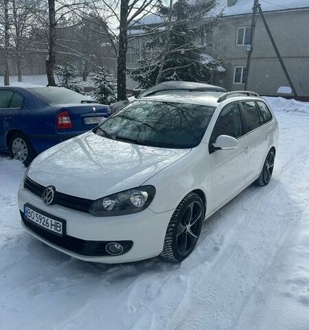 Белый Фольксваген Гольф, объемом двигателя 1.6 л и пробегом 249 тыс. км за 6800 $, фото 1 на Automoto.ua