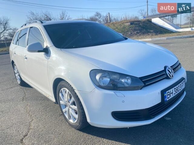 Білий Фольксваген Гольф, об'ємом двигуна 1.6 л та пробігом 280 тис. км за 6800 $, фото 1 на Automoto.ua
