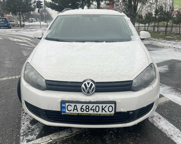 Білий Фольксваген Гольф, об'ємом двигуна 1.6 л та пробігом 266 тис. км за 6900 $, фото 1 на Automoto.ua