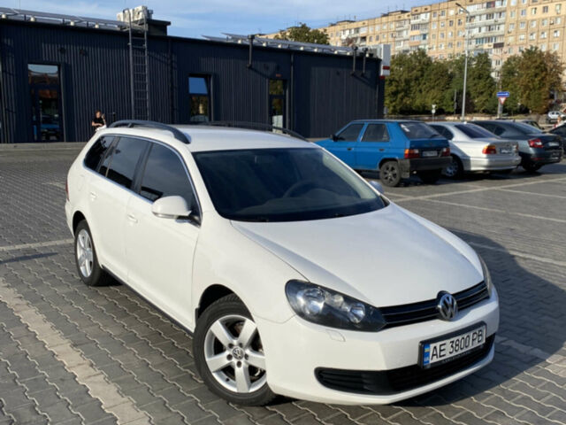 Білий Фольксваген Гольф, об'ємом двигуна 1.6 л та пробігом 197 тис. км за 7000 $, фото 1 на Automoto.ua