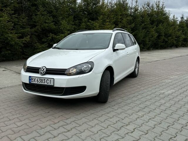 Белый Фольксваген Гольф, объемом двигателя 1.6 л и пробегом 305 тыс. км за 6500 $, фото 1 на Automoto.ua