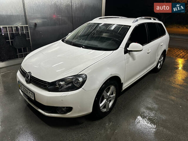 Белый Фольксваген Гольф, объемом двигателя 1.59 л и пробегом 220 тыс. км за 6300 $, фото 1 на Automoto.ua