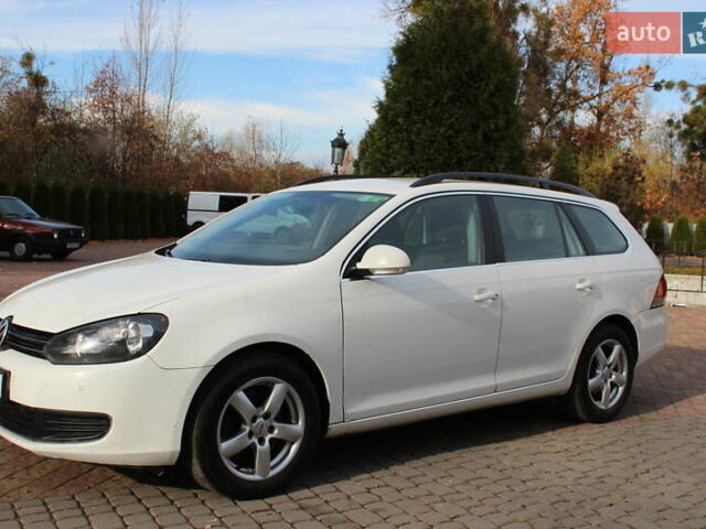 Белый Фольксваген Гольф, объемом двигателя 1.97 л и пробегом 329 тыс. км за 8250 $, фото 1 на Automoto.ua