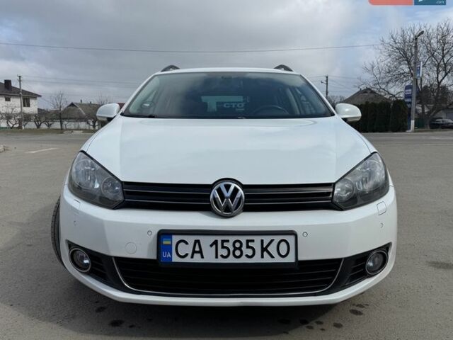 Белый Фольксваген Гольф, объемом двигателя 1.39 л и пробегом 190 тыс. км за 7400 $, фото 1 на Automoto.ua
