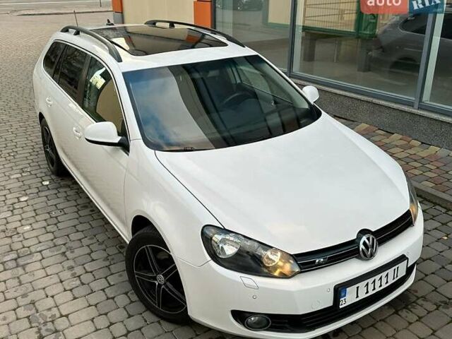 Білий Фольксваген Гольф, об'ємом двигуна 1.6 л та пробігом 241 тис. км за 7650 $, фото 1 на Automoto.ua