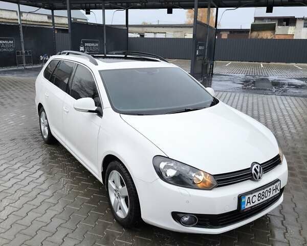 Белый Фольксваген Гольф, объемом двигателя 1.97 л и пробегом 320 тыс. км за 8400 $, фото 1 на Automoto.ua