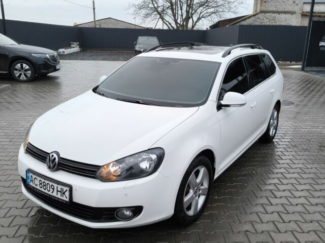 Белый Фольксваген Гольф, объемом двигателя 2 л и пробегом 320 тыс. км за 10000 $, фото 1 на Automoto.ua