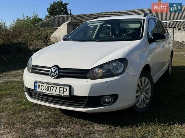 Білий Фольксваген Гольф, об'ємом двигуна 1.6 л та пробігом 250 тис. км за 7200 $, фото 1 на Automoto.ua