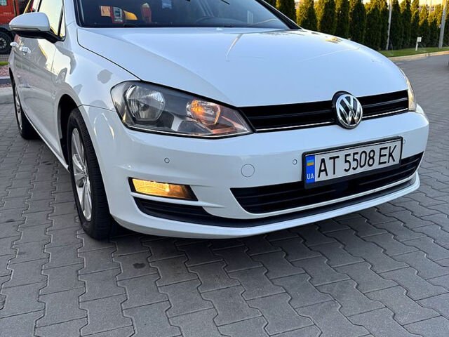 Білий Фольксваген Гольф, об'ємом двигуна 1.6 л та пробігом 235 тис. км за 10200 $, фото 1 на Automoto.ua