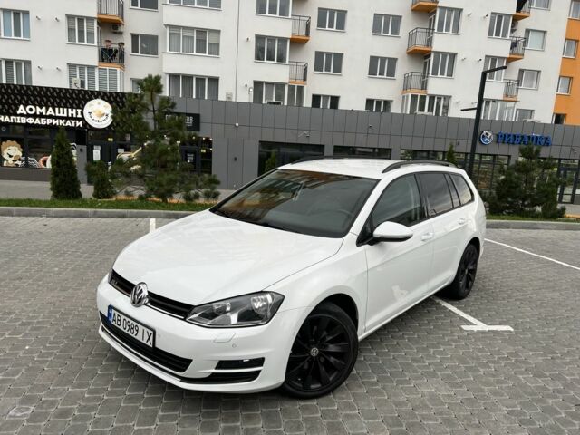 Білий Фольксваген Гольф, об'ємом двигуна 2 л та пробігом 214 тис. км за 12500 $, фото 1 на Automoto.ua