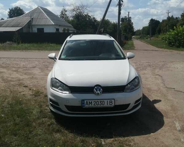 Білий Фольксваген Гольф, об'ємом двигуна 1.6 л та пробігом 266 тис. км за 12200 $, фото 1 на Automoto.ua