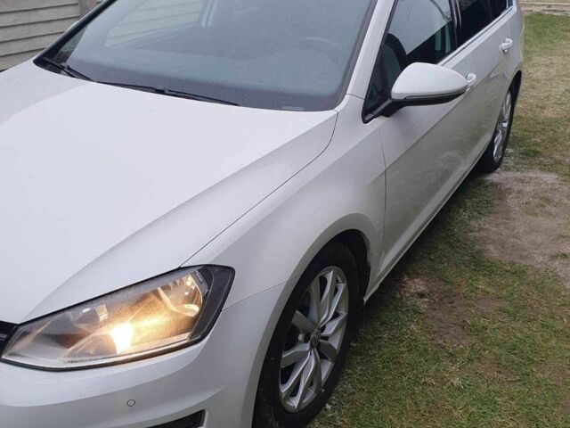 Білий Фольксваген Гольф, об'ємом двигуна 1.6 л та пробігом 195 тис. км за 13350 $, фото 1 на Automoto.ua