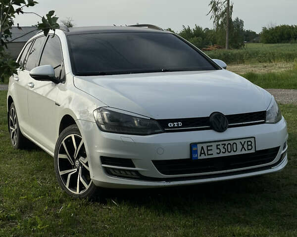 Білий Фольксваген Гольф, об'ємом двигуна 1.4 л та пробігом 280 тис. км за 11300 $, фото 1 на Automoto.ua