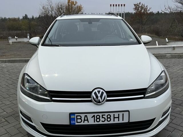 Білий Фольксваген Гольф, об'ємом двигуна 2 л та пробігом 220 тис. км за 12500 $, фото 1 на Automoto.ua