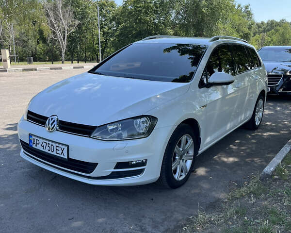 Білий Фольксваген Гольф, об'ємом двигуна 1.6 л та пробігом 290 тис. км за 10500 $, фото 1 на Automoto.ua