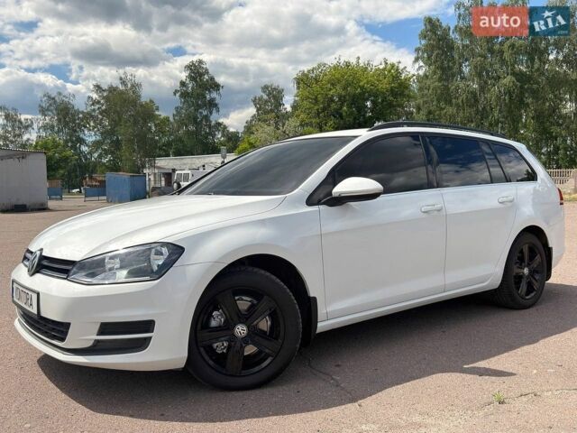 Белый Фольксваген Гольф, объемом двигателя 1.97 л и пробегом 159 тыс. км за 10399 $, фото 1 на Automoto.ua