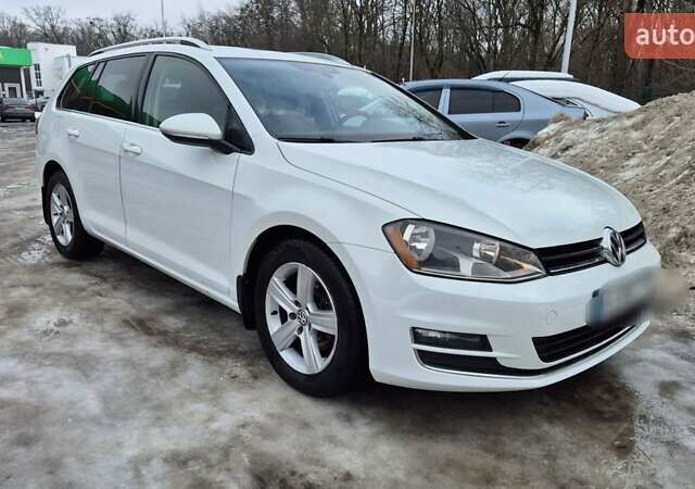 Белый Фольксваген Гольф, объемом двигателя 1.97 л и пробегом 141 тыс. км за 15200 $, фото 1 на Automoto.ua