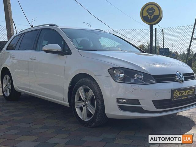Белый Фольксваген Гольф, объемом двигателя 1.6 л и пробегом 208 тыс. км за 13300 $, фото 1 на Automoto.ua
