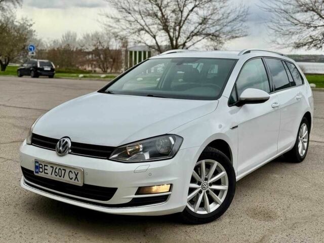 Білий Фольксваген Гольф, об'ємом двигуна 2 л та пробігом 290 тис. км за 11000 $, фото 1 на Automoto.ua