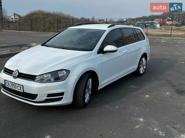 Белый Фольксваген Гольф, объемом двигателя 1.6 л и пробегом 348 тыс. км за 10000 $, фото 1 на Automoto.ua