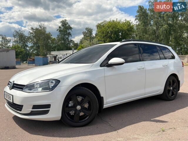 Белый Фольксваген Гольф, объемом двигателя 1.97 л и пробегом 159 тыс. км за 9800 $, фото 1 на Automoto.ua