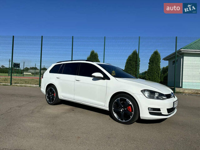 Белый Фольксваген Гольф, объемом двигателя 1.8 л и пробегом 156 тыс. км за 10999 $, фото 1 на Automoto.ua