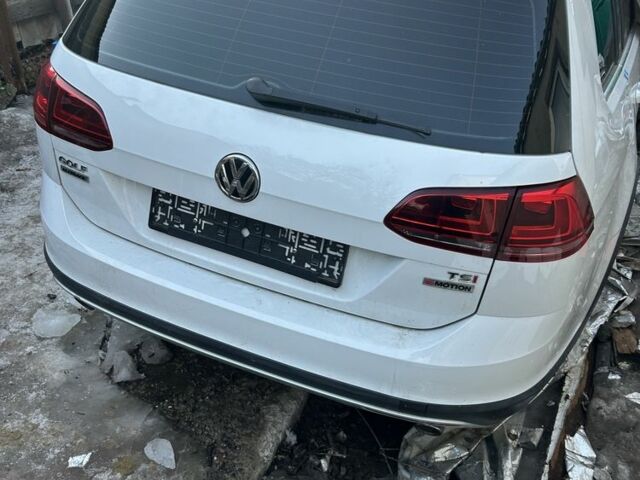 Белый Фольксваген Гольф, объемом двигателя 1.8 л и пробегом 76 тыс. км за 4100 $, фото 1 на Automoto.ua