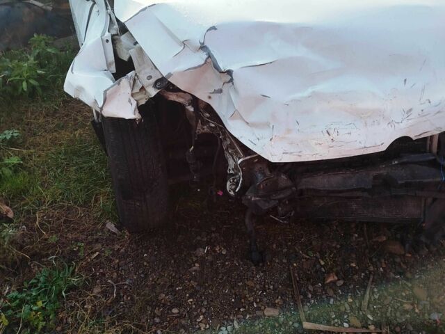 Белый Фольксваген Гольф, объемом двигателя 1.6 л и пробегом 280 тыс. км за 5500 $, фото 1 на Automoto.ua