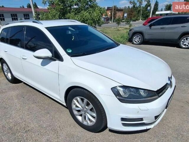Белый Фольксваген Гольф, объемом двигателя 1.97 л и пробегом 240 тыс. км за 12500 $, фото 1 на Automoto.ua