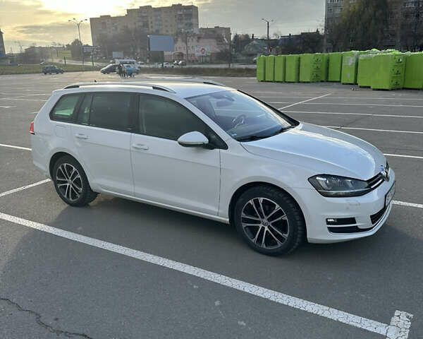Белый Фольксваген Гольф, объемом двигателя 1.97 л и пробегом 240 тыс. км за 13200 $, фото 1 на Automoto.ua