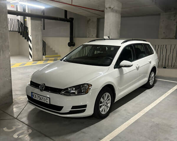 Белый Фольксваген Гольф, объемом двигателя 1.8 л и пробегом 174 тыс. км за 13150 $, фото 1 на Automoto.ua