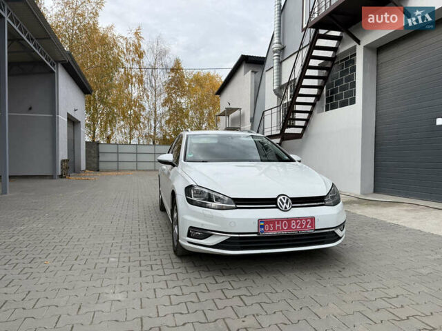 Білий Фольксваген Гольф, об'ємом двигуна 1.6 л та пробігом 190 тис. км за 15300 $, фото 1 на Automoto.ua