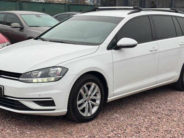 Білий Фольксваген Гольф, об'ємом двигуна 1.6 л та пробігом 280 тис. км за 11499 $, фото 1 на Automoto.ua