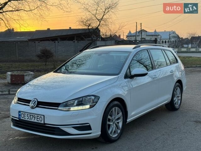 Білий Фольксваген Гольф, об'ємом двигуна 1.6 л та пробігом 292 тис. км за 12250 $, фото 1 на Automoto.ua