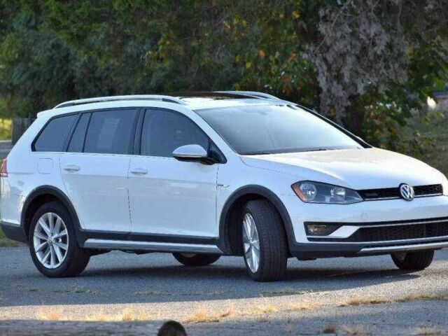 Білий Фольксваген Гольф, об'ємом двигуна 1.8 л та пробігом 100 тис. км за 10300 $, фото 1 на Automoto.ua