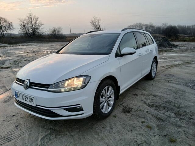 Белый Фольксваген Гольф, объемом двигателя 1.6 л и пробегом 189 тыс. км за 12900 $, фото 1 на Automoto.ua