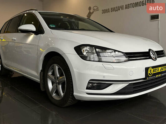 Білий Фольксваген Гольф, об'ємом двигуна 1.97 л та пробігом 264 тис. км за 14699 $, фото 1 на Automoto.ua