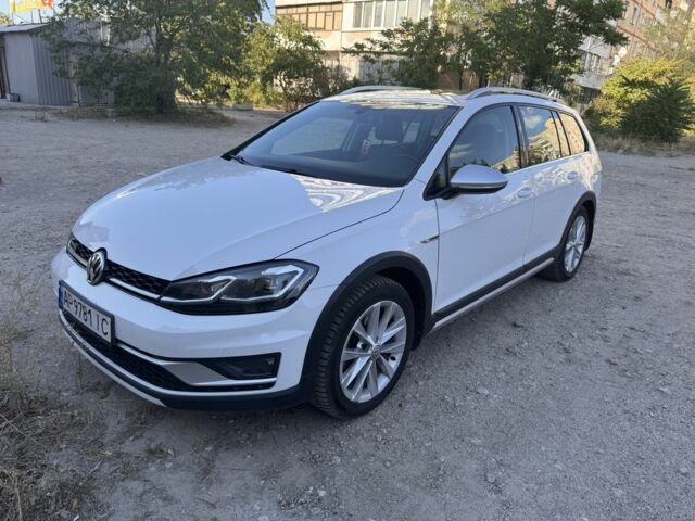 Білий Фольксваген Гольф, об'ємом двигуна 1.8 л та пробігом 107 тис. км за 15000 $, фото 1 на Automoto.ua