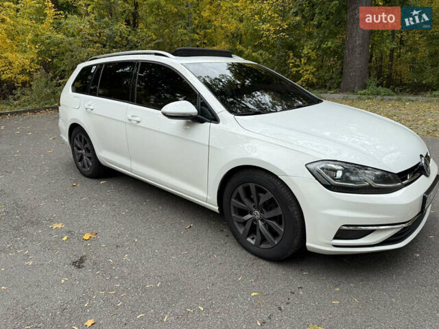 Білий Фольксваген Гольф, об'ємом двигуна 1.8 л та пробігом 119 тис. км за 14950 $, фото 1 на Automoto.ua