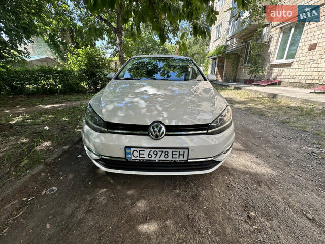 Белый Фольксваген Гольф, объемом двигателя 1.97 л и пробегом 270 тыс. км за 14900 $, фото 1 на Automoto.ua